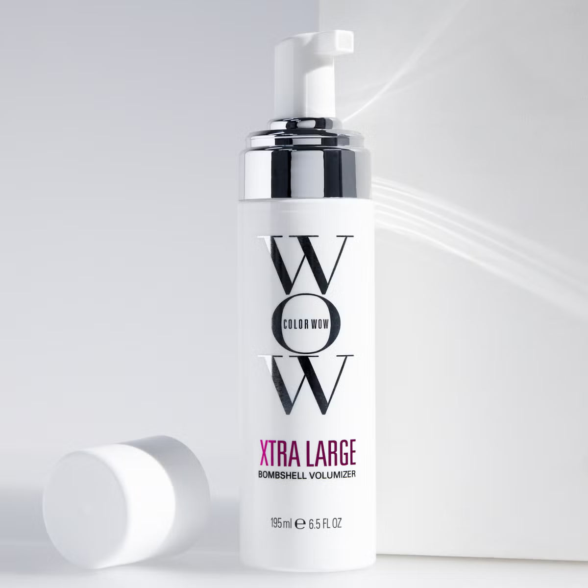 Color WOW Xtras Large Bombshell tuuheuttava muotoiluneste 195ml